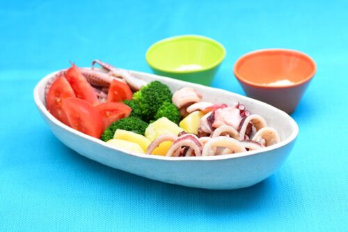 魚介と初夏野菜の蒸し煮こめ油アイヨリソース
