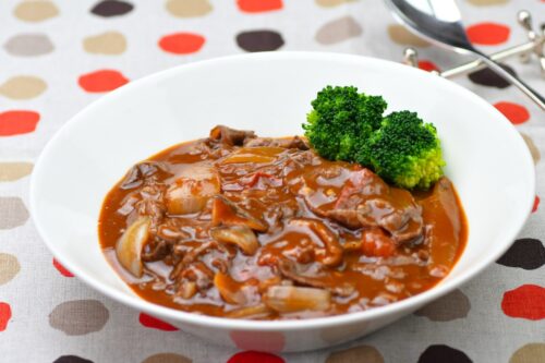 薄切り肉と冬野菜のビーフシチュー
