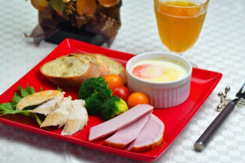 エッグスラットで食べるクリスマスプレート