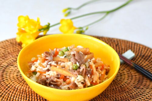 牛肉と筍の混ぜご飯